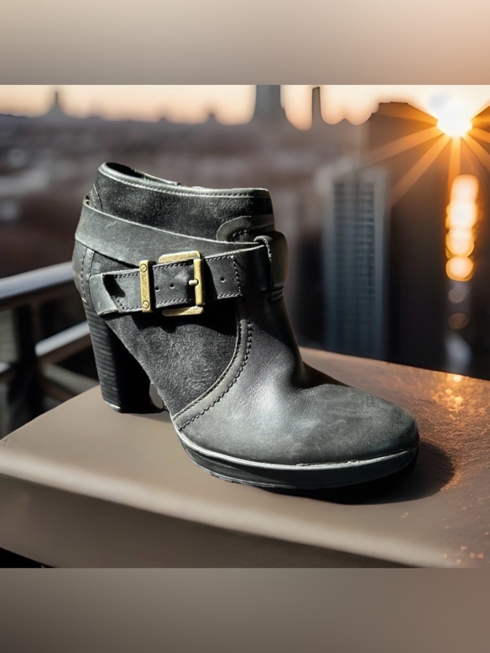 Clarks Artisans Lida Dallas black leather Shoe Ankle boot Zipper 8M women’s